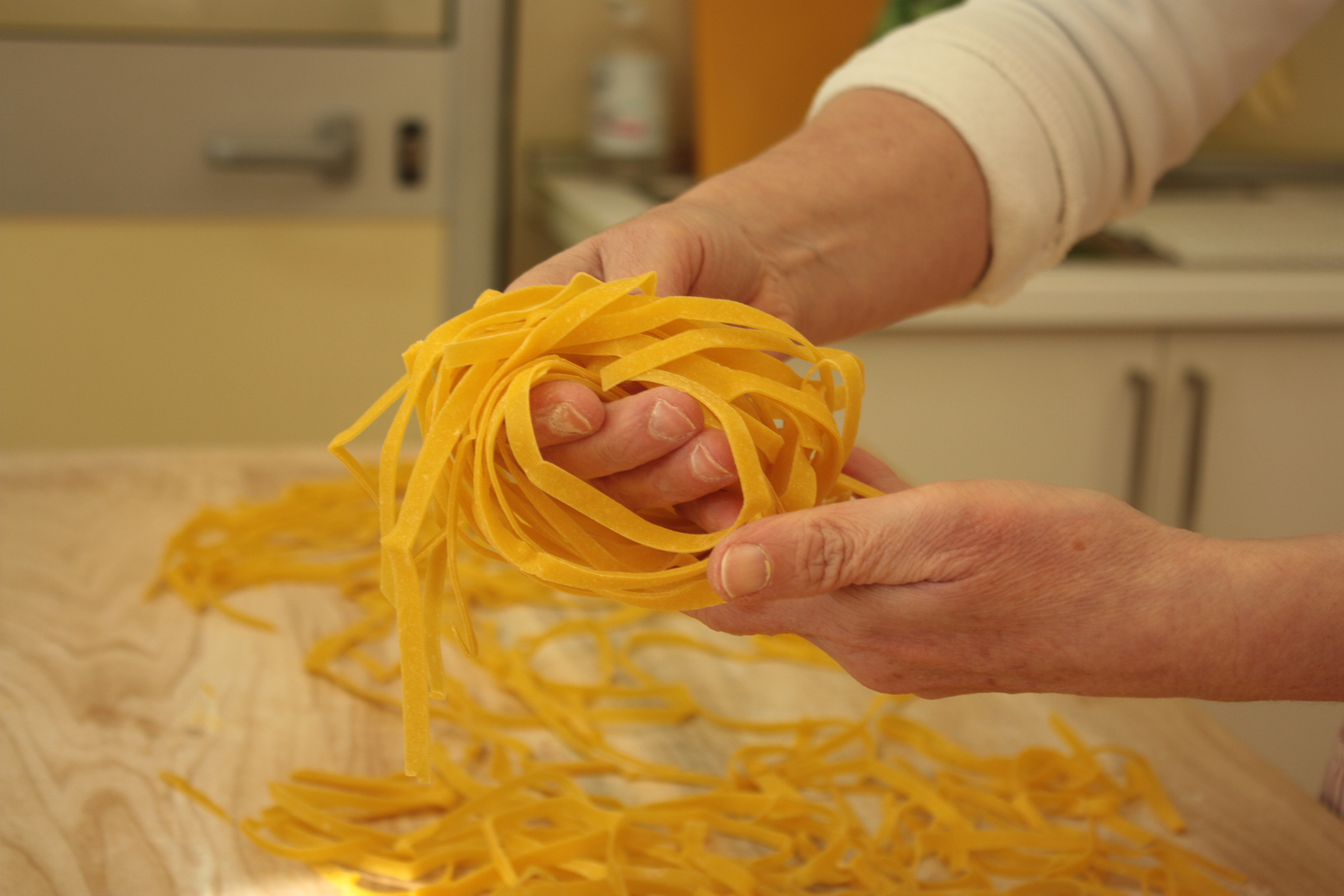 tagliatelle con la pasta gialla